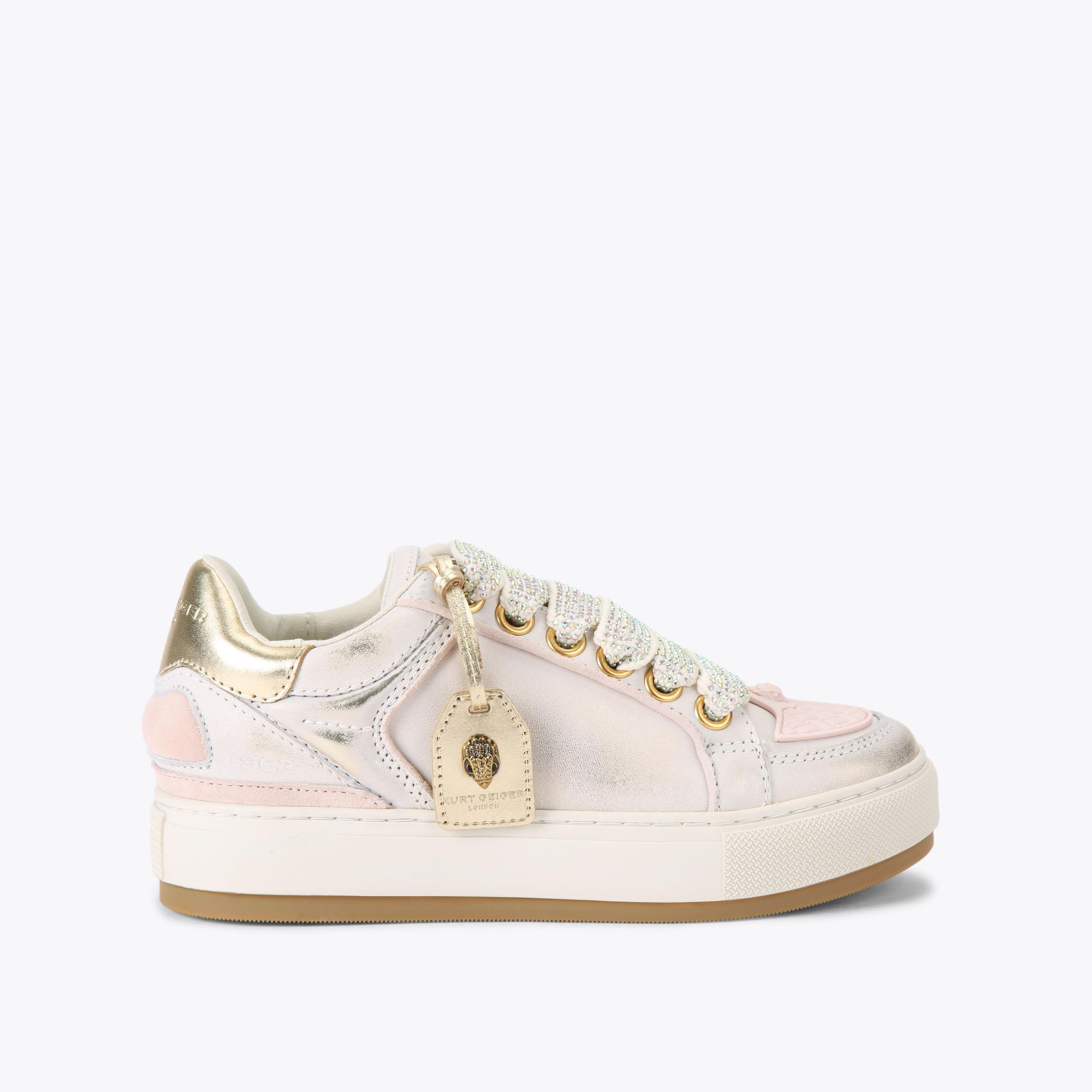 Southbank Tag Sneaker - white