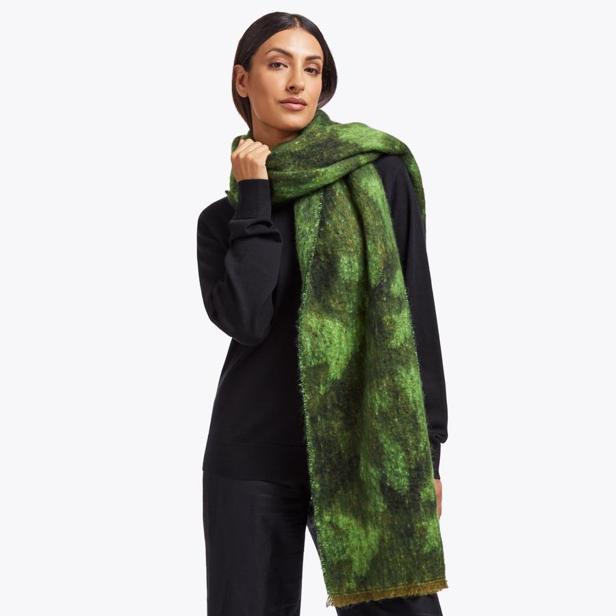 YARNDYE SCARF Camo Soft Scarf by KURT GEIGER LONDON
