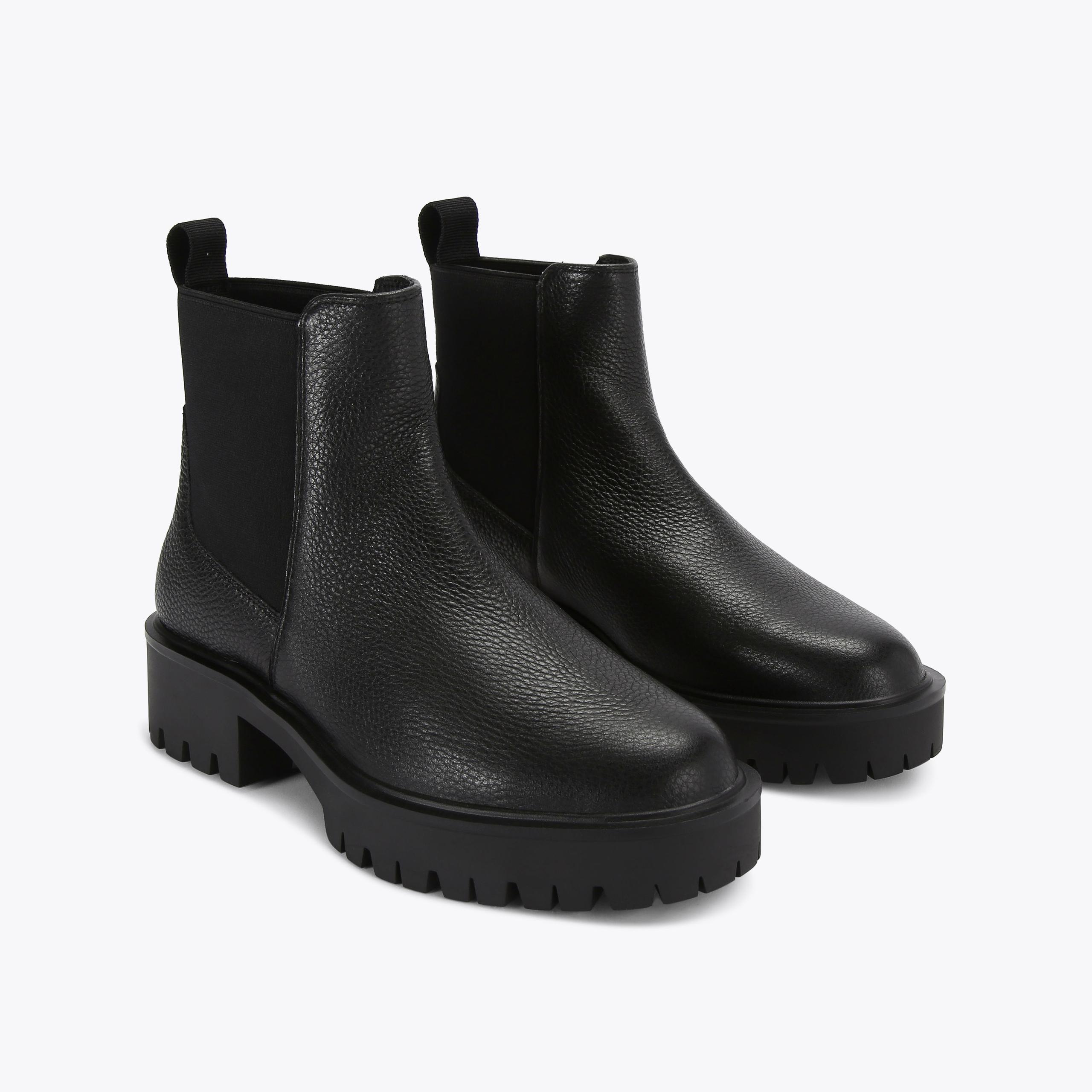 LIMIT Black Chelsea Boots by CARVELA