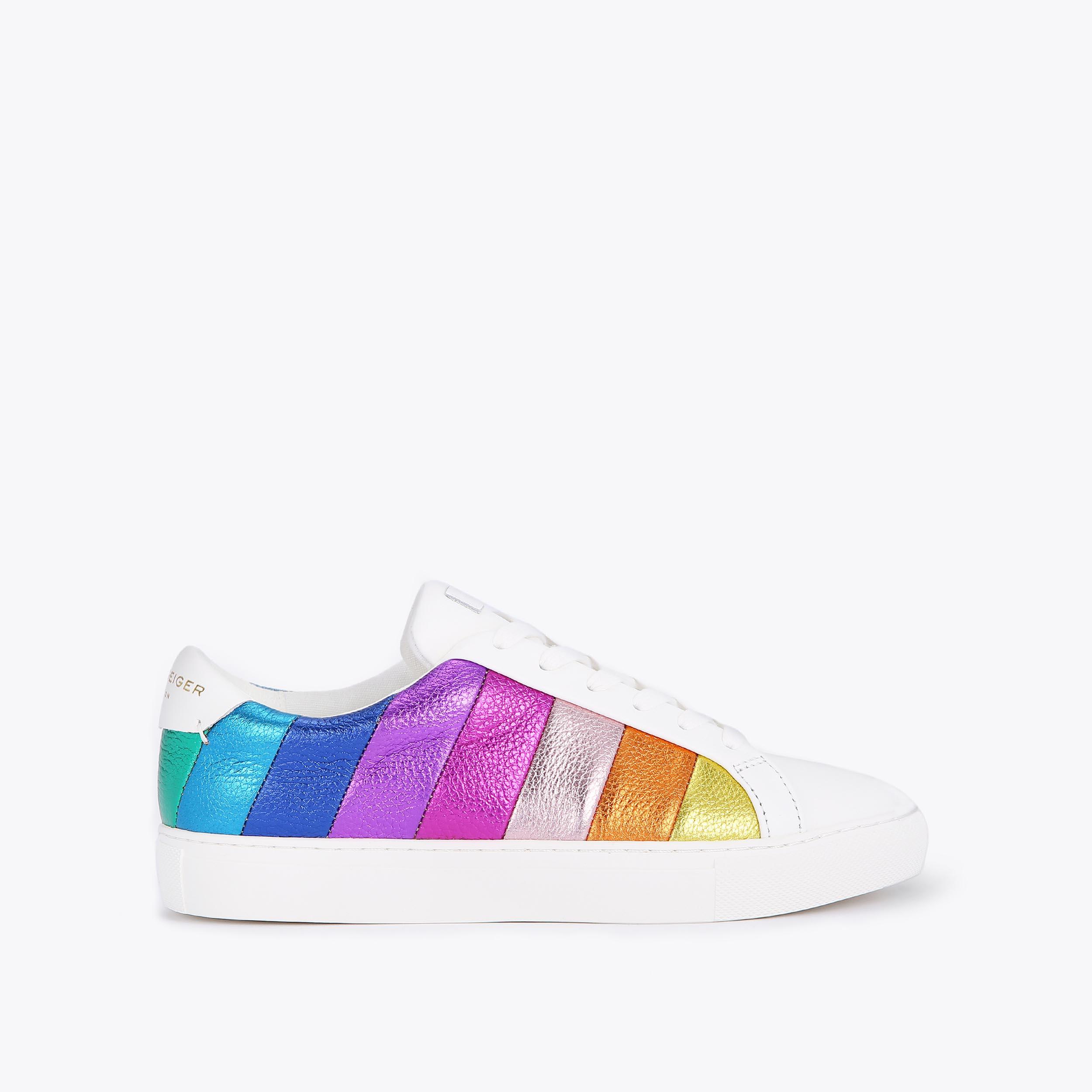 Lane Stripe Sneaker