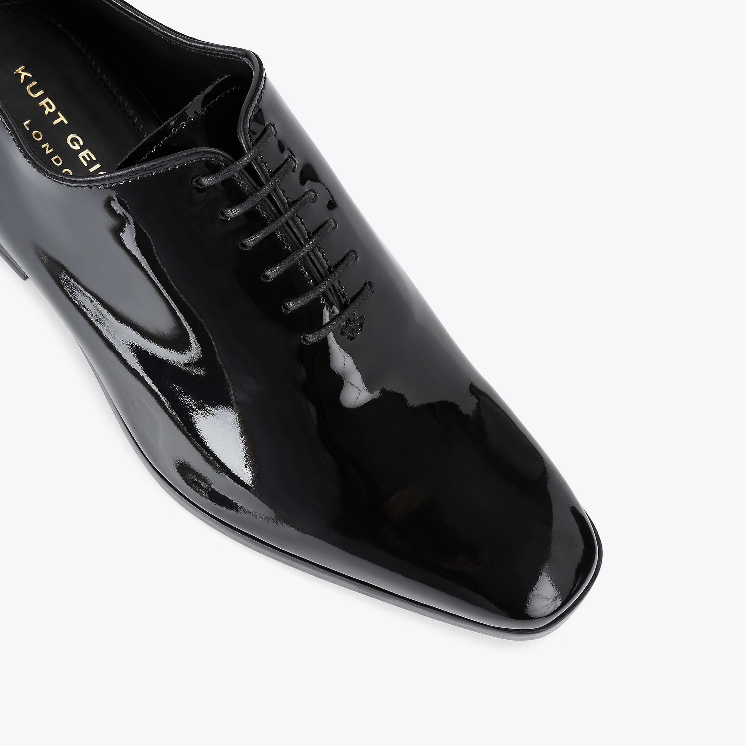 LOGAN OXFORD Black Patent Oxford by KURT GEIGER LONDON