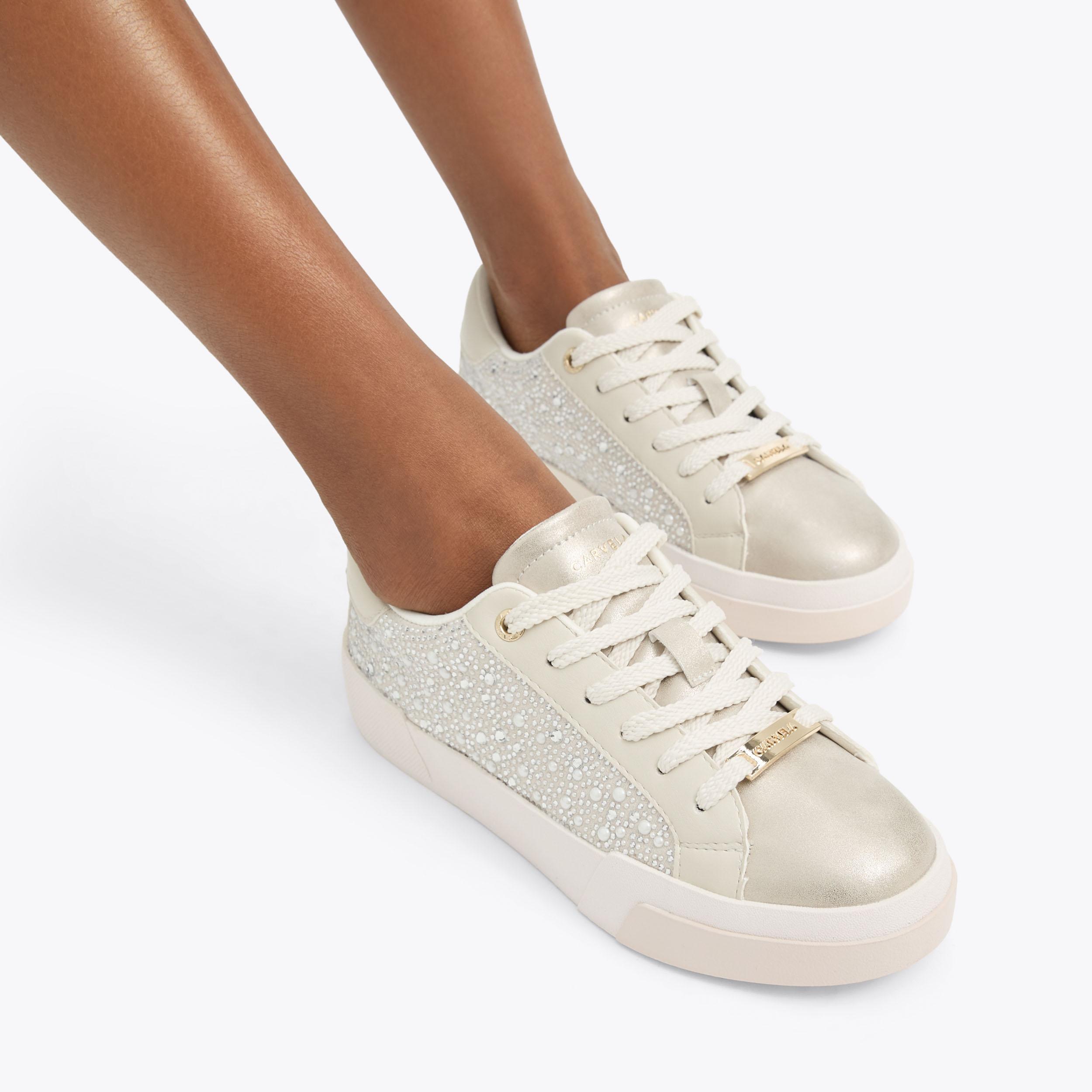 靴 Sellenatela HANNAH GOLD38 ELEGANTE PATENT HEELS – LEMON - Labella-softshoes.com