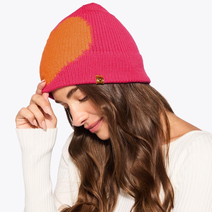 INTASIA HEART BEANIE White Pink Heart Beanie by KURT GEIGER LONDON