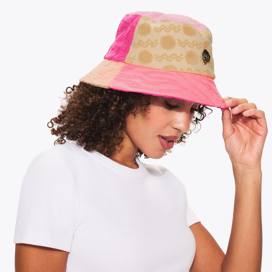 Kensington Bucket Hat in Fuchsia | Kurt Geiger
