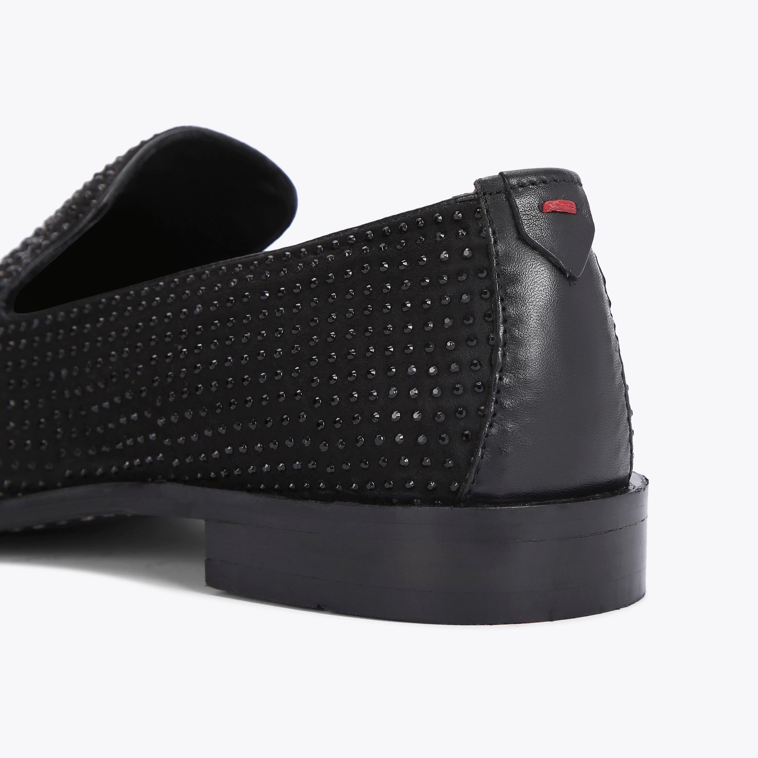 Kurt geiger sting store