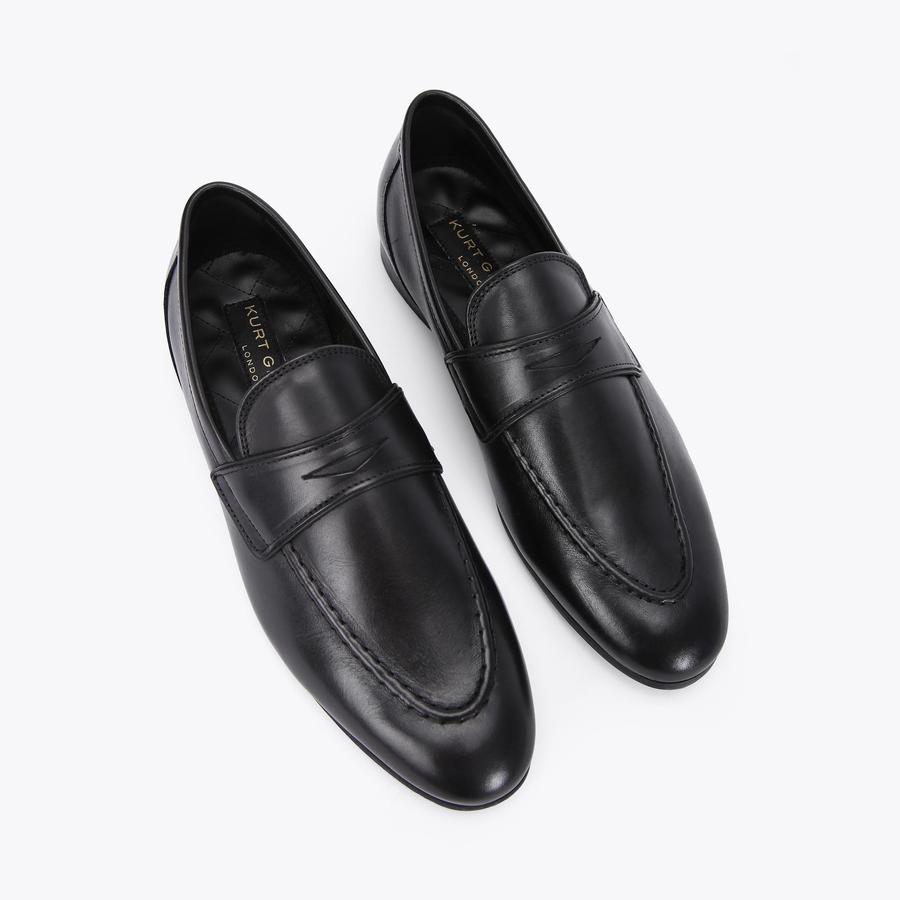 ALISTAIR PENNY Black Leather Slip On Formal Loafers by KURT  display picture 1